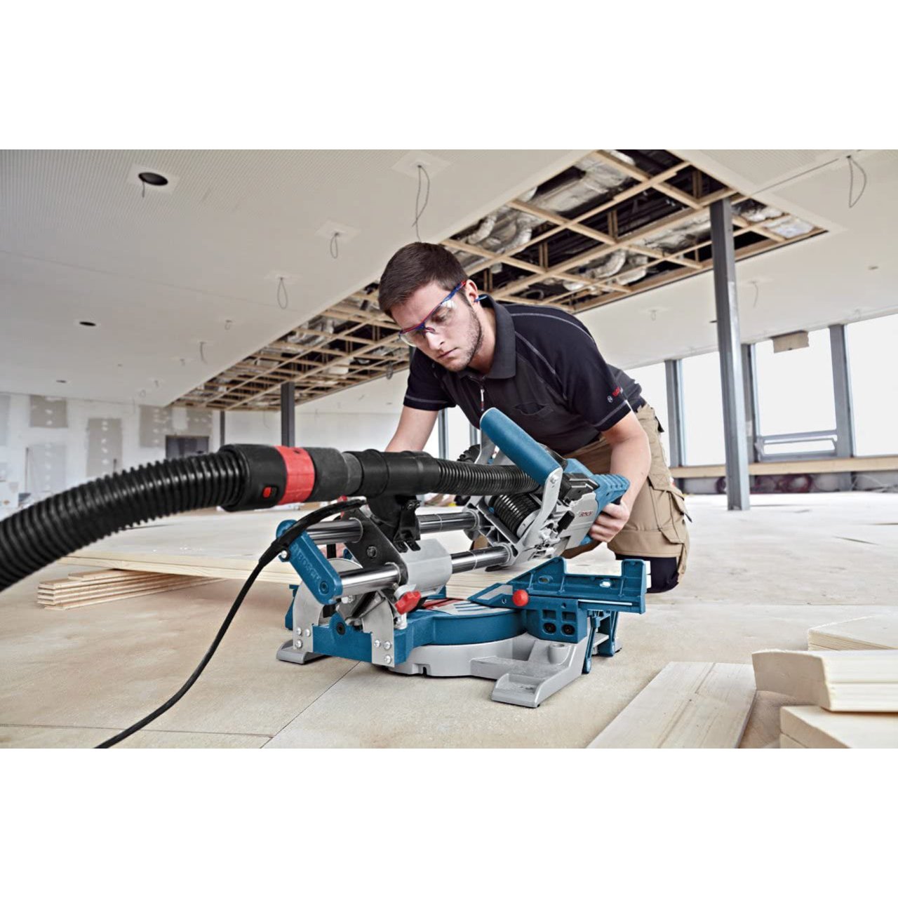 Аренда торцовочной пилы Bosch GCM 8 SJL Professional